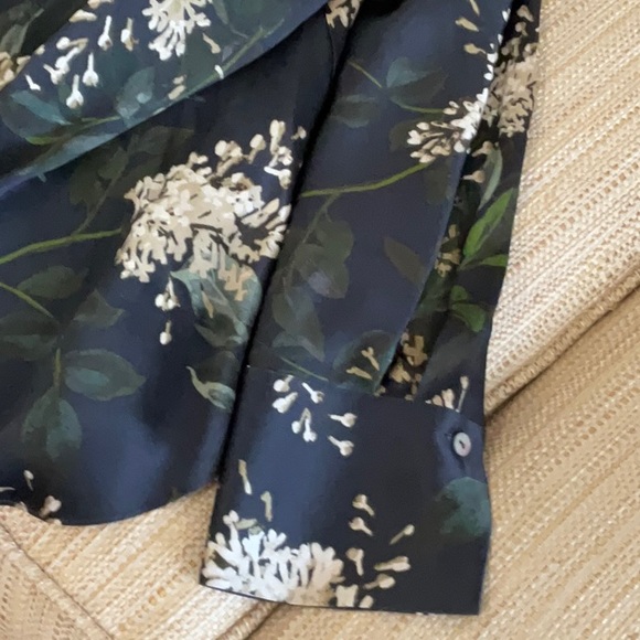 Vince Black and Gold Floral Button Down Shirt - Picture 8 of 8